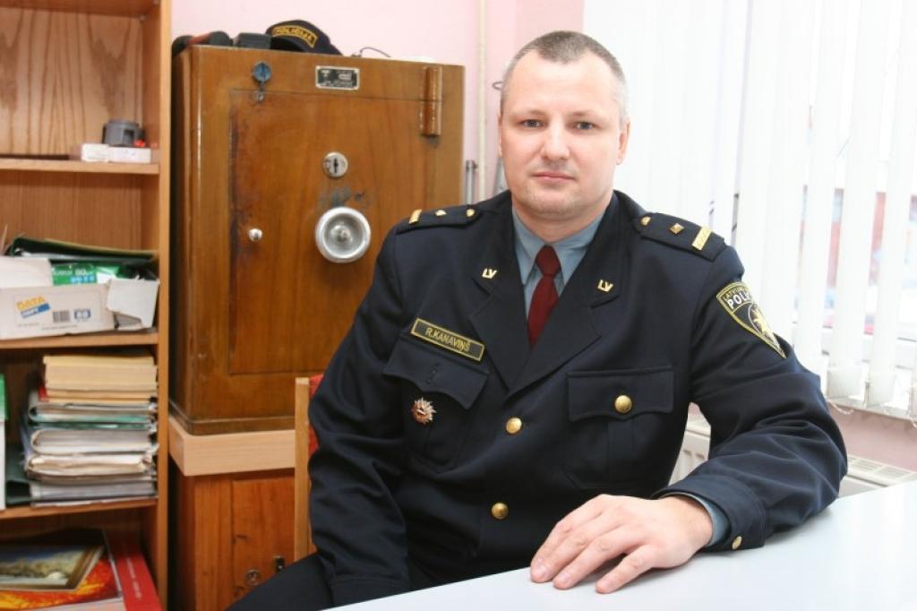 Apvienības 
