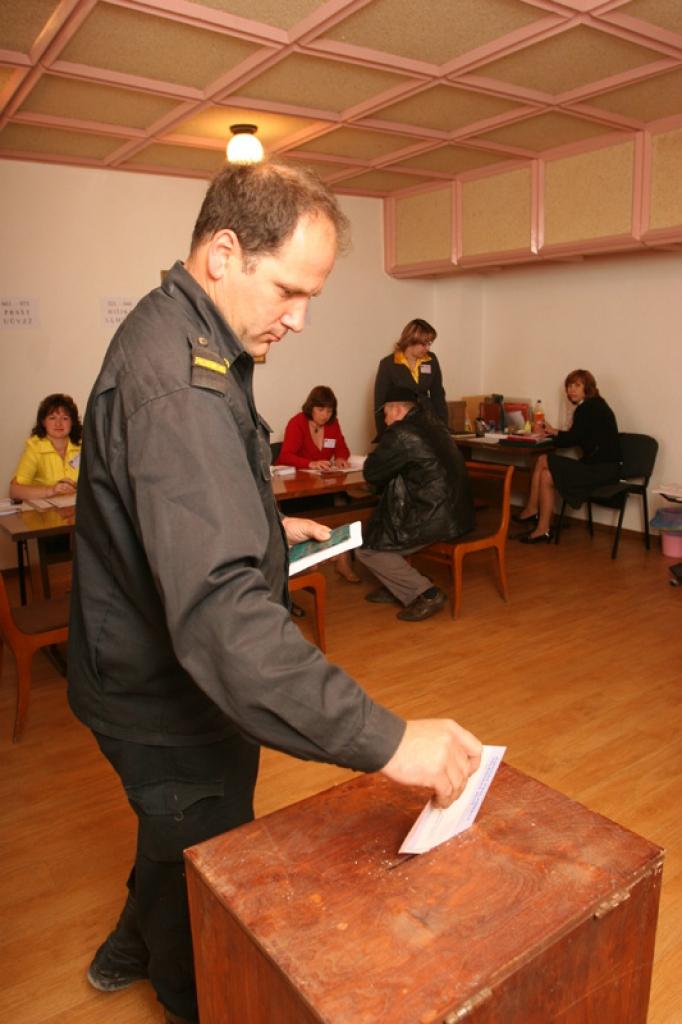 Par saviem deputātu kandidātiem balso Daukstu, Stradu, Lejasciema un  Lizuma pagasta vēlētāji.