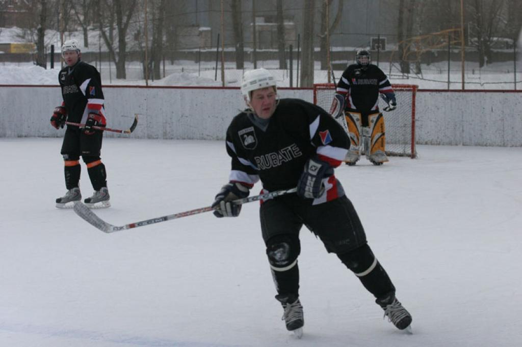 Piedalījās četras komandas - HK "Ape", HK "Smiltene 09'", "Gulbene/Juniors" un "Rubate". 

Autors: Gatis Bogdanovs