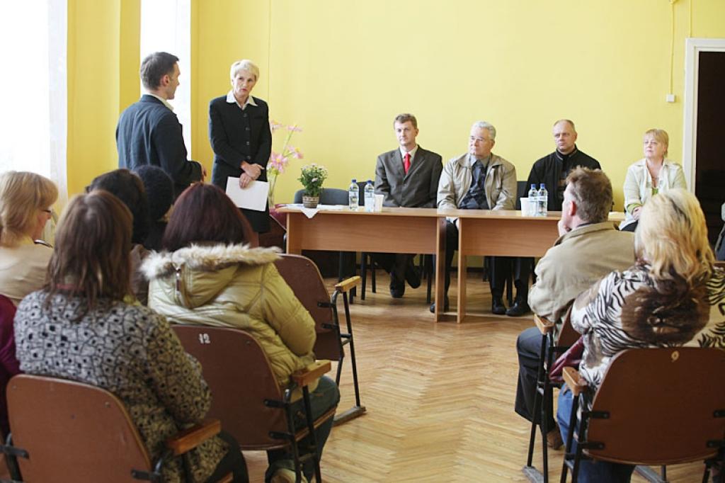 Līgo pagasta iedzīvotāji joprojām cer, ka mazajā pagastā pastāvēs skola, cilvēkiem būs darbs un attīstīsies uzņēmējdarbība.
Autors: Gatis Bogdanovs