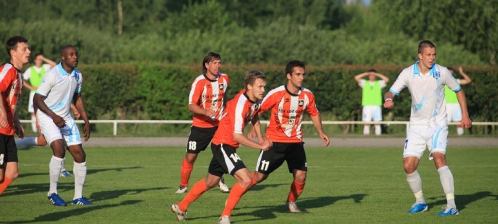 Latvijas Virslīgas futbola čempionāta 16.kārtas spēlē Gulbenes sporta centra stadionā trešdien, 29.jūnijā, tikās abi šīs sezonas čempionāta debitanti - FB "Gulbene" un FC "Jūrmala". Spēle Gulbenē beidzās ar rezultātu 1:1. Rezltātu mača...