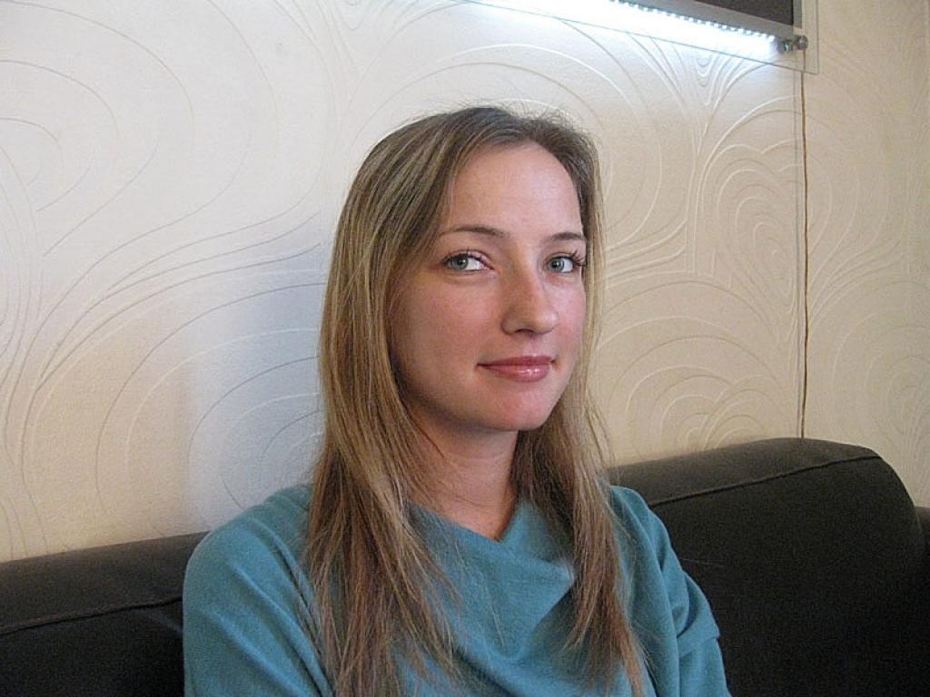 Pēc neliela pārtraukuma “Dzirkstele” kopā ar salonu “Tiina Lux” atkal turpina pārvērtības. Šoreiz uz pārvērtību piedzīvojumu aicinājām 26 gadus vecus gulbenieti Valēriju Olekšu, kura ne tikai uzstājas kā dejotāja, bet māca dejot arī...
Autors: Gatis Bogdanovs