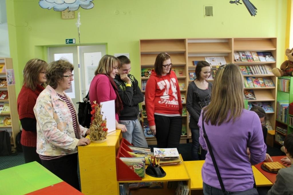 Jau trešo gadu Gulbenes bibliotēka, iesaistoties Net-Safe konkursā, 27.janvārī organizēja pirmo tikšanos klātienē. 10 pieteiktās komandas no skolu un pagastu bibliotēkām sacentās galda spēļu turnīrā, kas bija pirmais pārbaudījums konkursā...