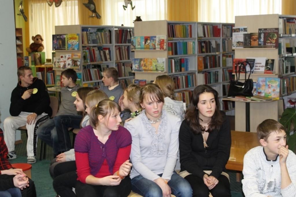 Jau trešo gadu Gulbenes bibliotēka, iesaistoties Net-Safe konkursā, 27.janvārī organizēja pirmo tikšanos klātienē. 10 pieteiktās komandas no skolu un pagastu bibliotēkām sacentās galda spēļu turnīrā, kas bija pirmais pārbaudījums konkursā...
