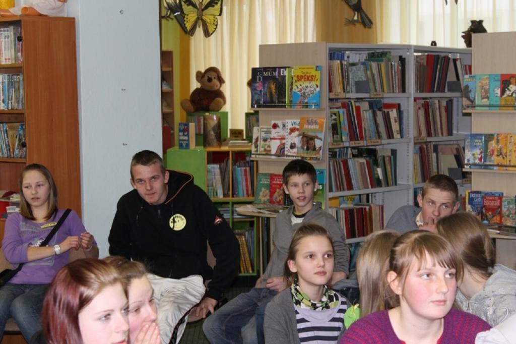 Jau trešo gadu Gulbenes bibliotēka, iesaistoties Net-Safe konkursā, 27.janvārī organizēja pirmo tikšanos klātienē. 10 pieteiktās komandas no skolu un pagastu bibliotēkām sacentās galda spēļu turnīrā, kas bija pirmais pārbaudījums konkursā...