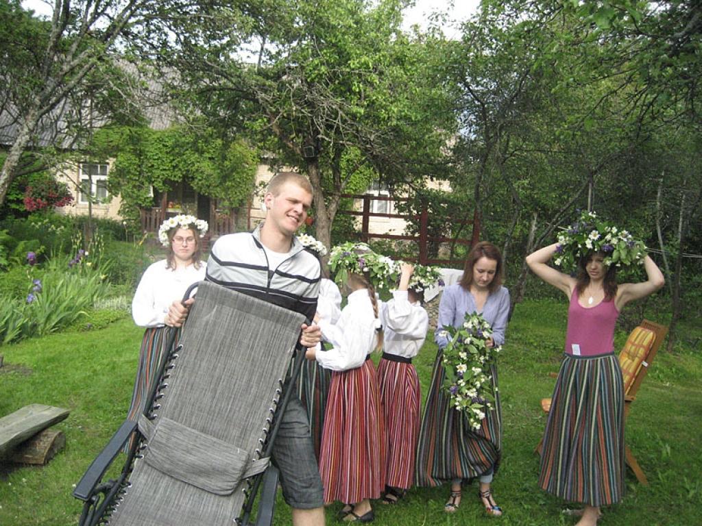 Autors: Diāna Odumiņa
