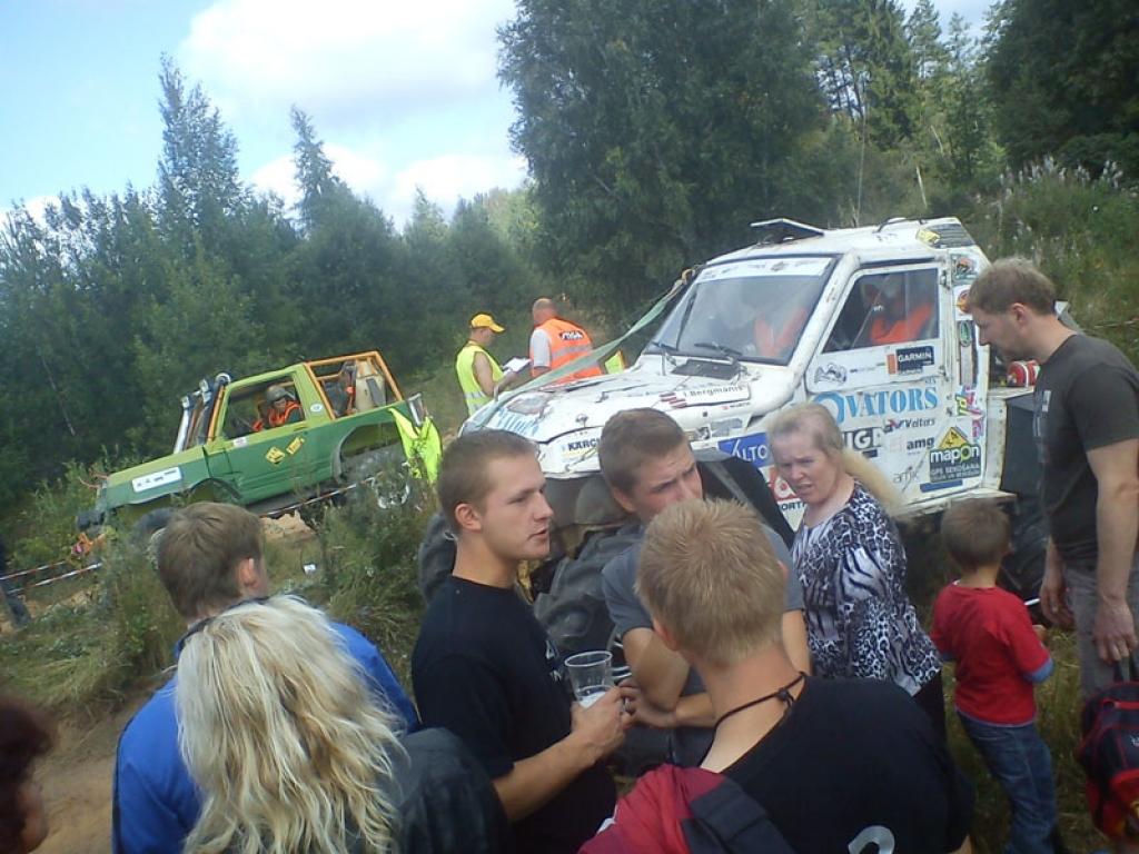 “Stiga Trophy 2012”, kas notika Trapenē, piedalījās arī mūsu novada ekipāža - Kārlis Birznieks un Valdis Ločmelis.