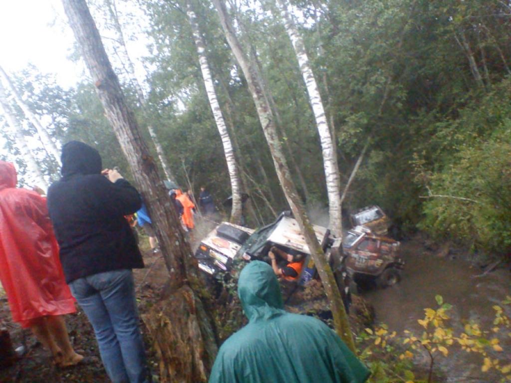 “Stiga Trophy 2012”, kas notika Trapenē, piedalījās arī mūsu novada ekipāža - Kārlis Birznieks un Valdis Ločmelis.
