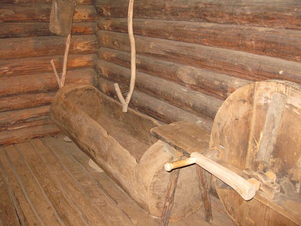 Setomā karalistē Igaunijā 

Gar pašu Krievijas robežu Igaunijā stiepjas Setomā – zeme, kur dzīvo seti. Setu tautai ir ne tikai sava valoda, bet arī savs karogs, himna un karaliene. Setu tautasdziesmā lēlo dziedātājs improvizē vārdus, kurus...