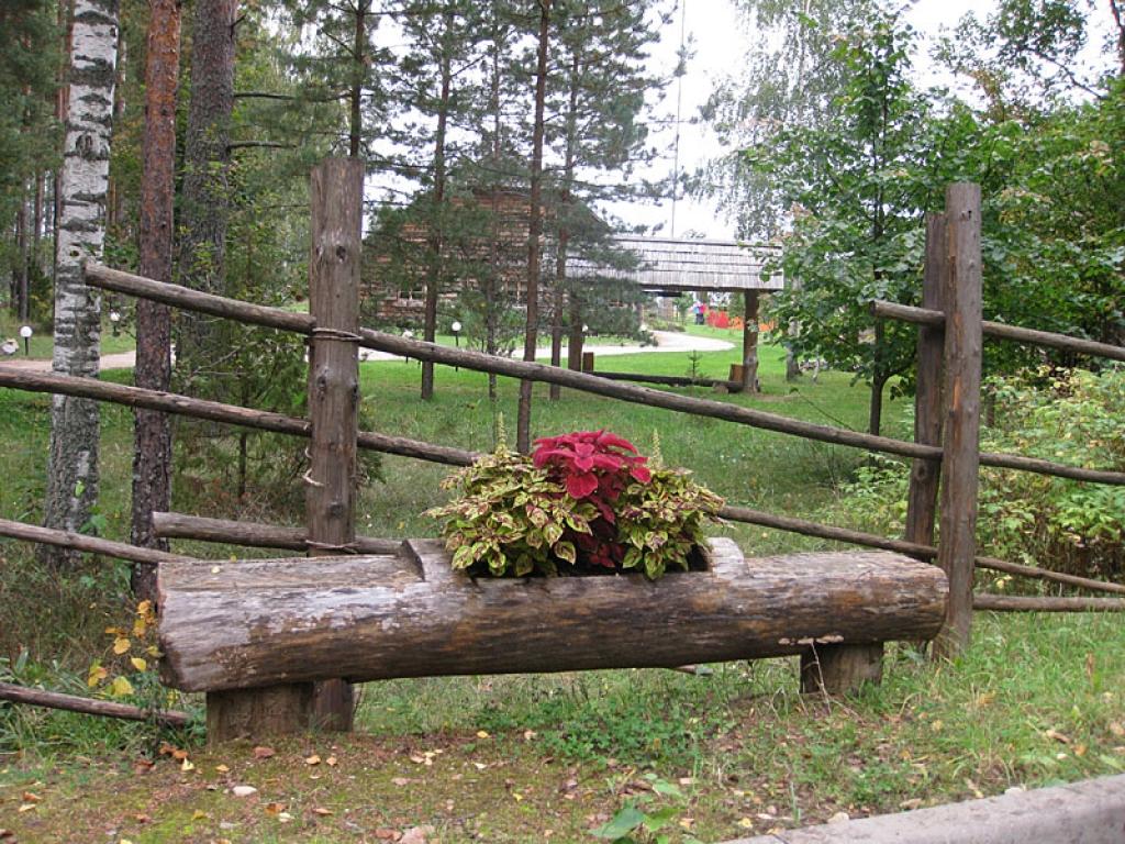 Setomā karalistē Igaunijā 

Gar pašu Krievijas robežu Igaunijā stiepjas Setomā – zeme, kur dzīvo seti. Setu tautai ir ne tikai sava valoda, bet arī savs karogs, himna un karaliene. Setu tautasdziesmā lēlo dziedātājs improvizē vārdus, kurus...