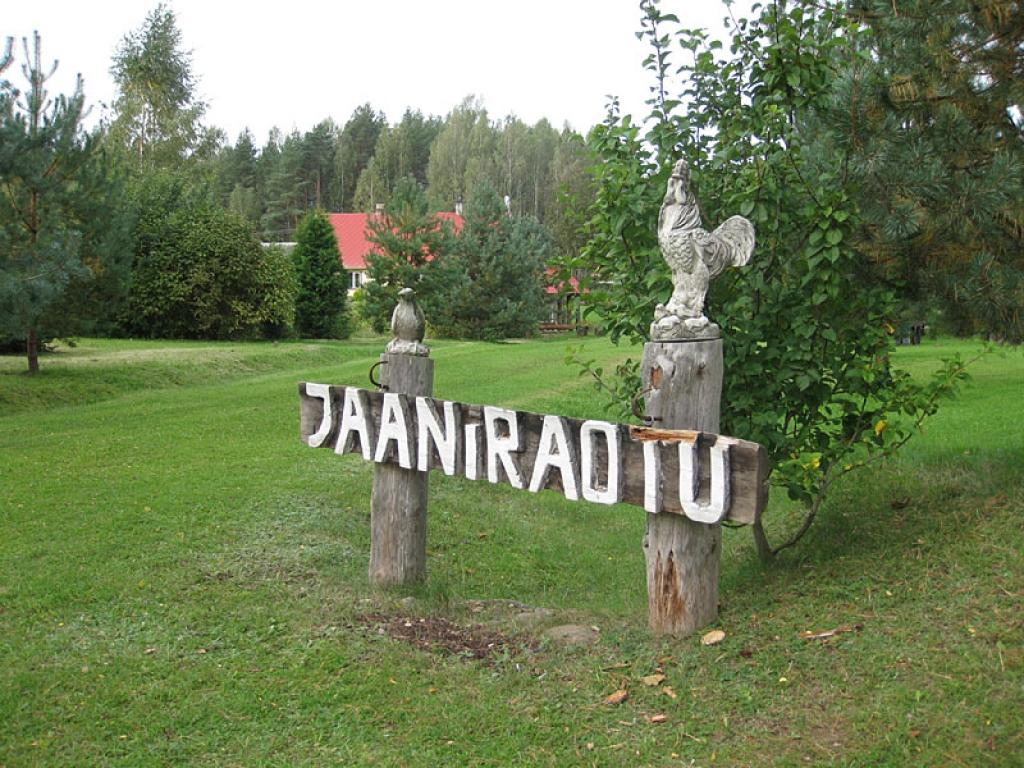 Setomā karalistē Igaunijā 

Gar pašu Krievijas robežu Igaunijā stiepjas Setomā – zeme, kur dzīvo seti. Setu tautai ir ne tikai sava valoda, bet arī savs karogs, himna un karaliene. Setu tautasdziesmā lēlo dziedātājs improvizē vārdus, kurus...