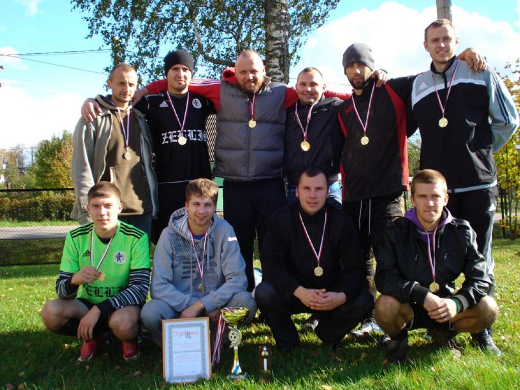 Komanda "Zellis/Stradi" - ZA minifutbola 2012.gada čempioni
Autors: No personiskā arhīva.