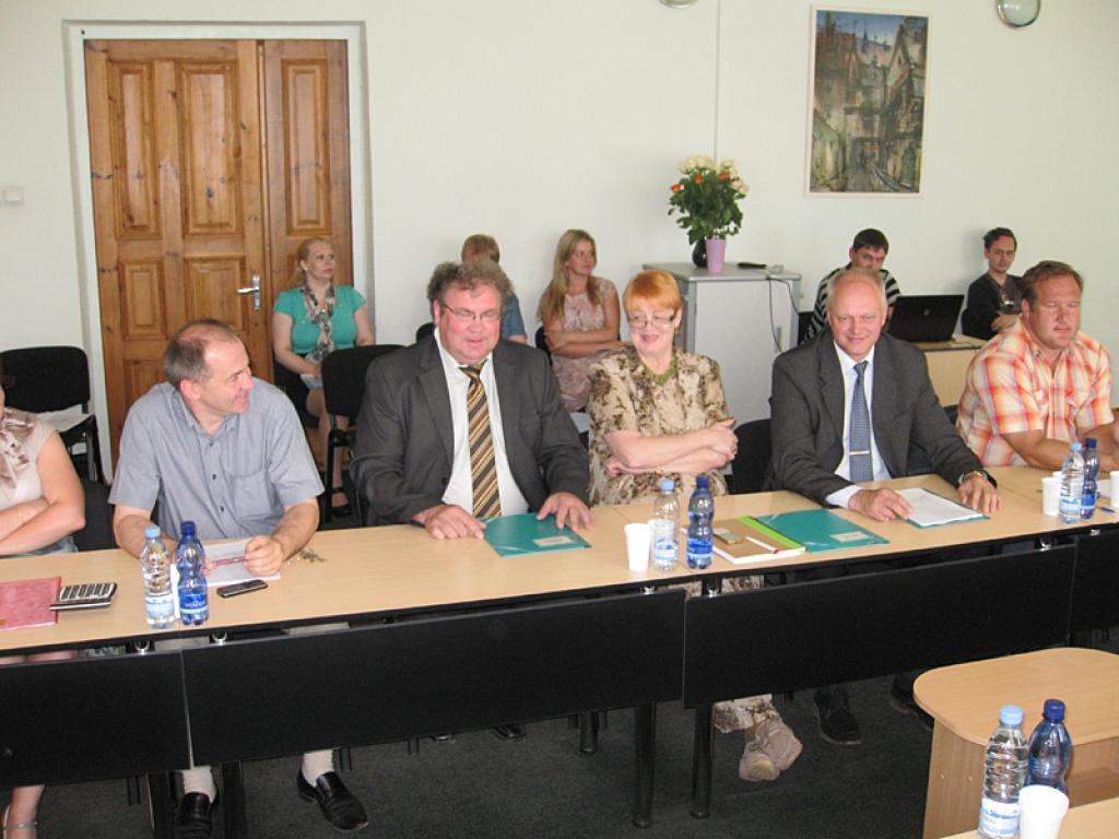 Autors: Diāna Odumiņa