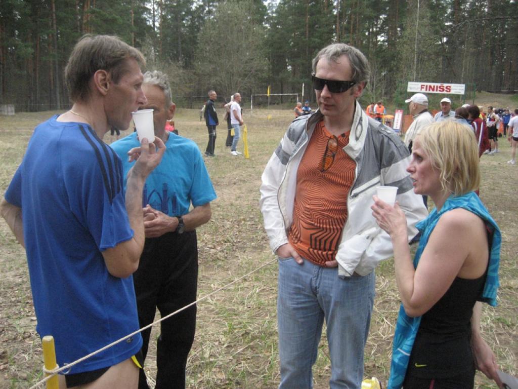Latvijas Neatkarības atjaunošanas dienā, 4.maijā, Gulbenes novada komanda Rēzeknē ieguva ceturto vietu pašvaldību sporta veterānu jubilejas spēļu finālsacensībās pavasara krosā.
Autors: Diāna Odumiņa