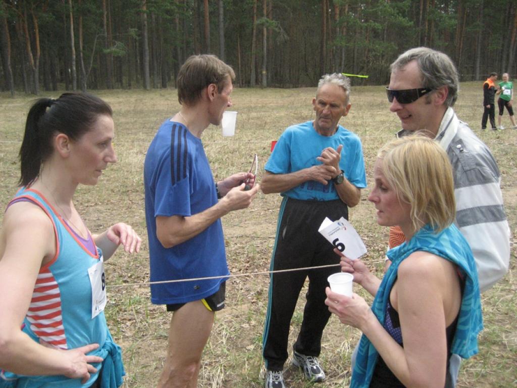 Latvijas Neatkarības atjaunošanas dienā, 4.maijā, Gulbenes novada komanda Rēzeknē ieguva ceturto vietu pašvaldību sporta veterānu jubilejas spēļu finālsacensībās pavasara krosā.
Autors: Diāna Odumiņa
