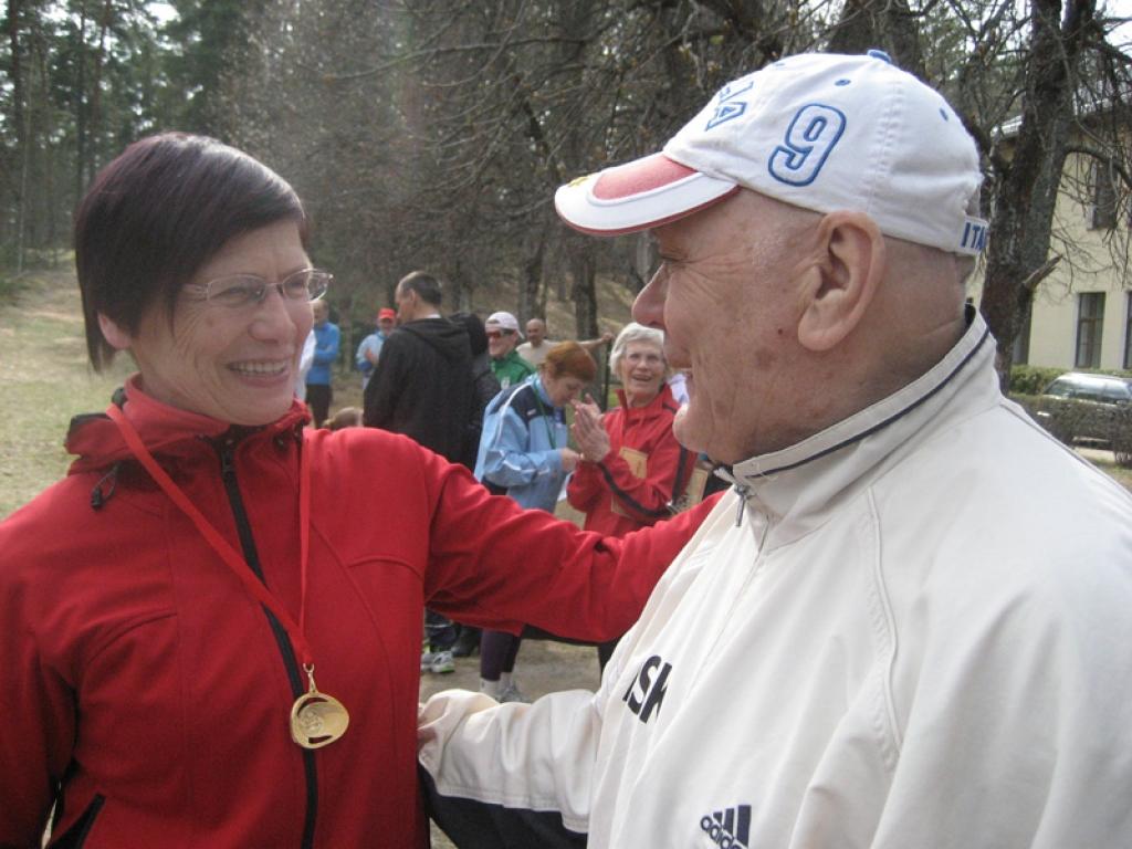 Latvijas Neatkarības atjaunošanas dienā, 4.maijā, Gulbenes novada komanda Rēzeknē ieguva ceturto vietu pašvaldību sporta veterānu jubilejas spēļu finālsacensībās pavasara krosā.
Autors: Diāna Odumiņa
