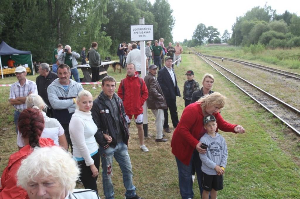 SIA „Gulbenes–Alūksnes bānītis” sestdien, 20.jūlijā, visus aicināja uz Alus svētkiem Kalnienas stacijā.
Autors: Gatis Bogdanovs