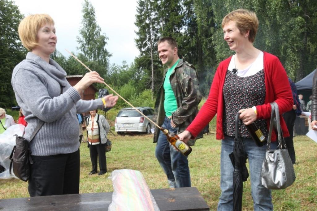 SIA „Gulbenes–Alūksnes bānītis” sestdien, 20.jūlijā, visus aicināja uz Alus svētkiem Kalnienas stacijā.
Autors: Gatis Bogdanovs