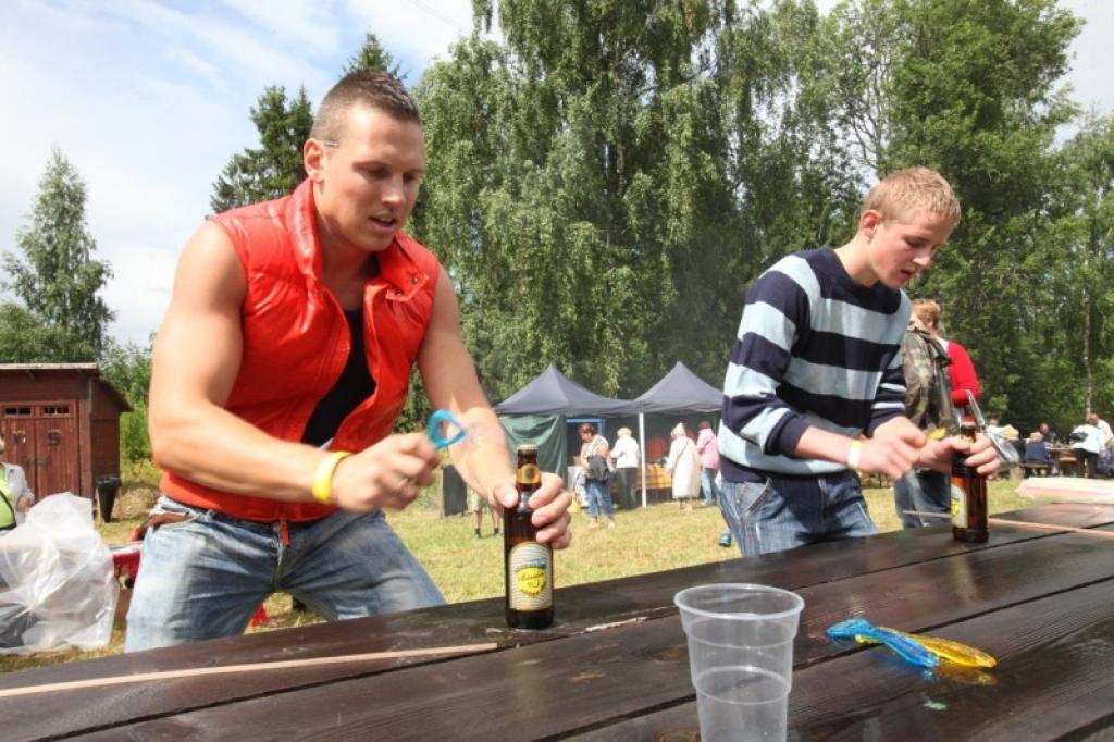 SIA „Gulbenes–Alūksnes bānītis” sestdien, 20.jūlijā, visus aicināja uz Alus svētkiem Kalnienas stacijā.
Autors: Gatis Bogdanovs