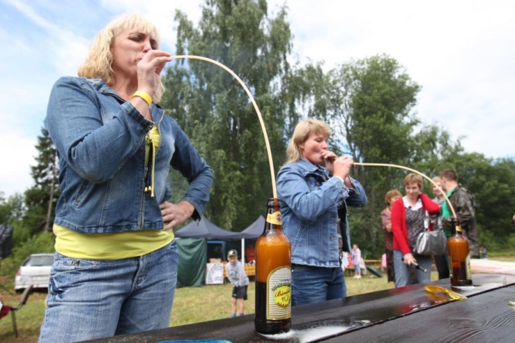 SIA „Gulbenes–Alūksnes bānītis” sestdien, 20.jūlijā, visus aicināja uz Alus svētkiem Kalnienas stacijā.
Autors: Gatis Bogdanovs