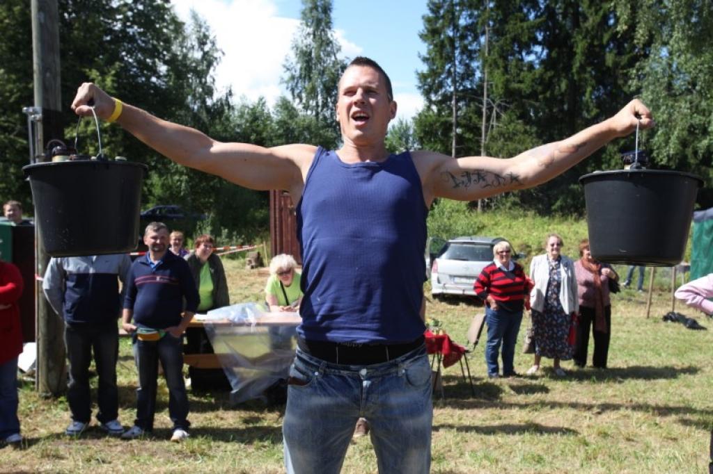 SIA „Gulbenes–Alūksnes bānītis” sestdien, 20.jūlijā, visus aicināja uz Alus svētkiem Kalnienas stacijā.
Autors: Gatis Bogdanovs