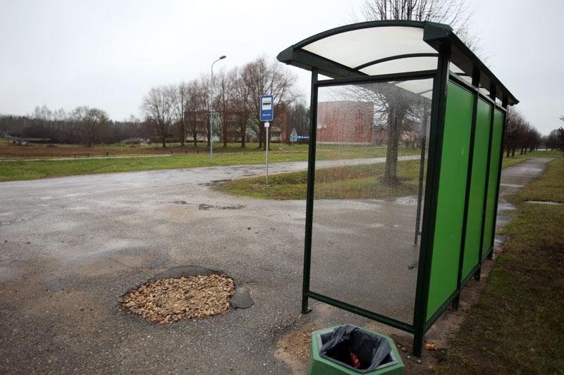 No 15.novembra no maršruta kustības saraksta izslēgta pietura „Stāķi
