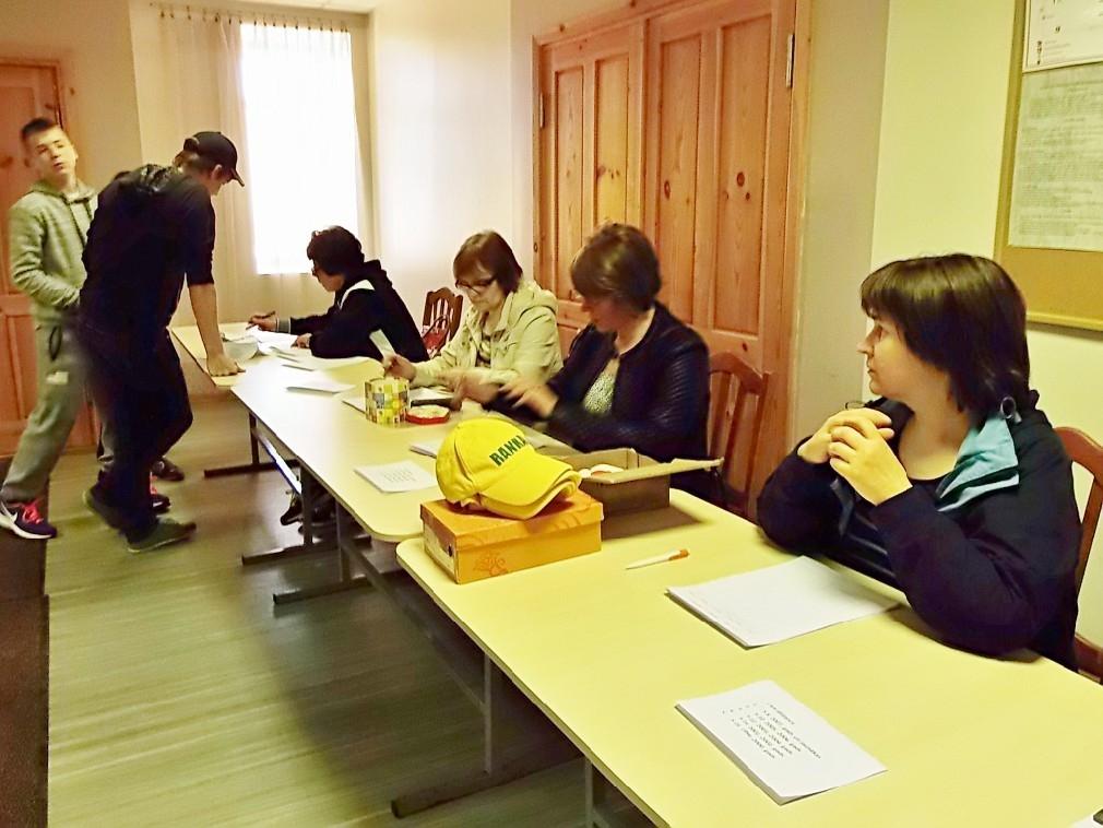 Autors: no "Rankas apļi" arhīva