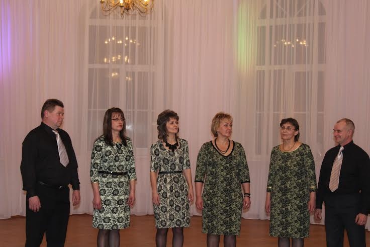“Tirzmalieši” no Tirzas pagasta (vadītāja Inga Zomerovska).