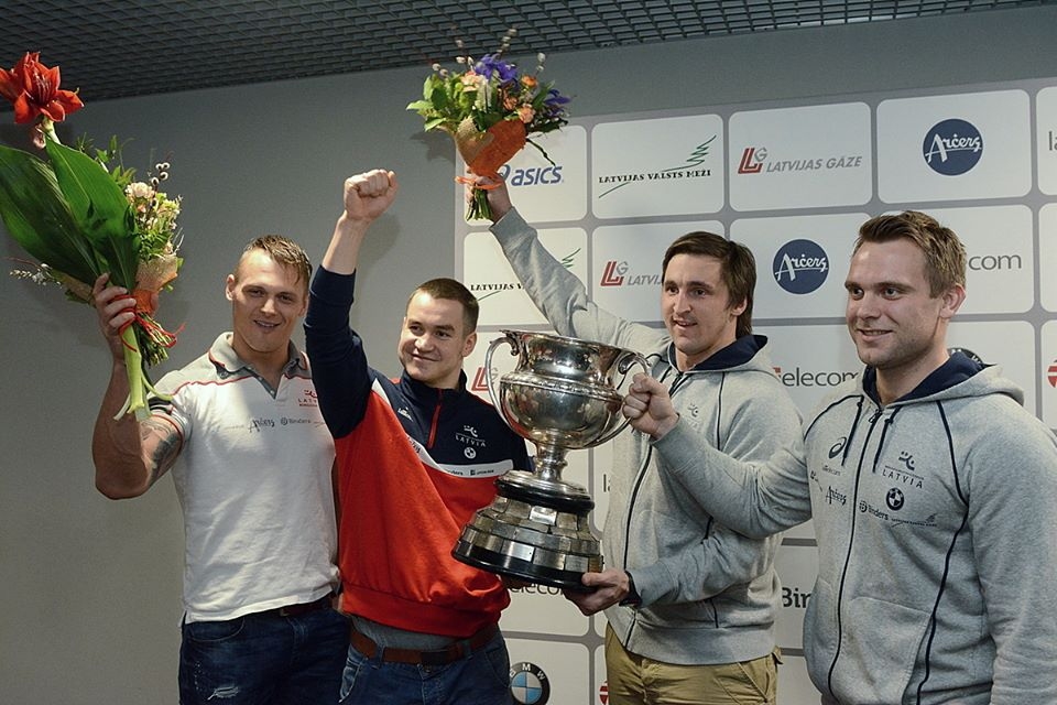 Autors: Romualds Vambuts (www.bobslejs.lv)
