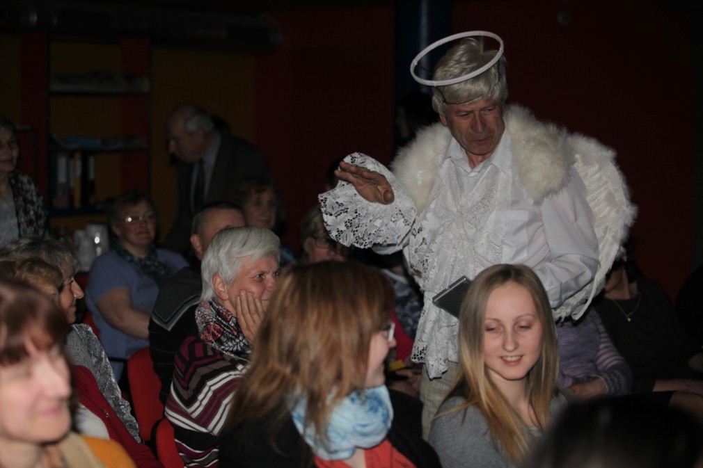 Galgauskas kultūras nama amatierteātris “Galgauska” izrāda
Ērodeja Krillova lugu “Tracis bučas dēļ” (režisore Līga Radiončika).
Autors: Gatis Bogdanovs
