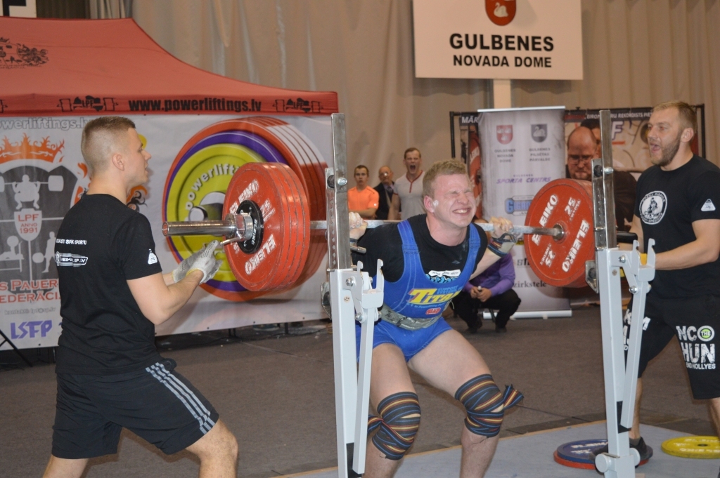Dzintars Lācis Gulbenes novada čempionātā “Open” grupā svara kategorijā līdz 93 kilogramiem izcīnīja 
1.vietu, viņam - 1.vieta arī Latvijas čempionātā junioru grupā svara kategorijā līdz 93 kilogramiem. 
Autors: no personiskā arhīva