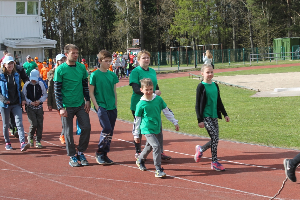 Par 2017.gada ģimeņu sporta svētku uzvarētāju kļuva Mazmaču ģimene no Daukstu pagasta.
Autors: Dace Anča (no arhīva)