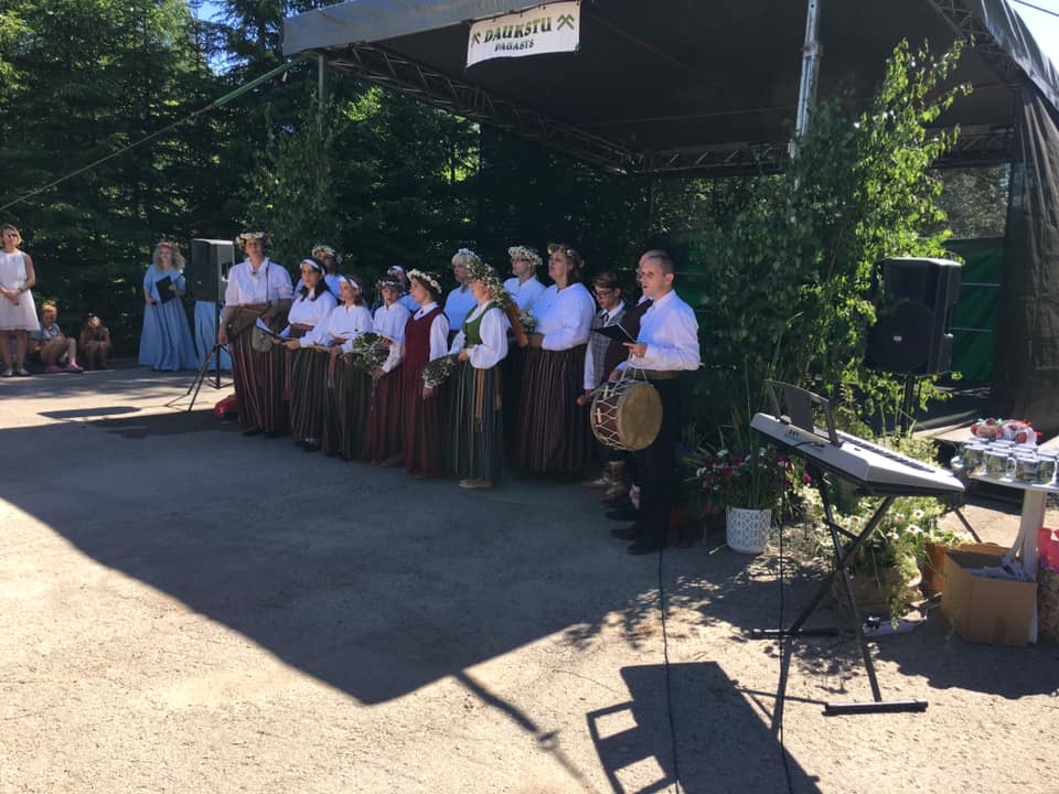 Autors: Diāna Odumiņa