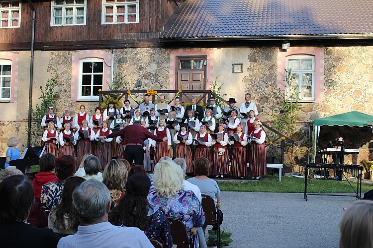 Autors: www.gulbene.lv