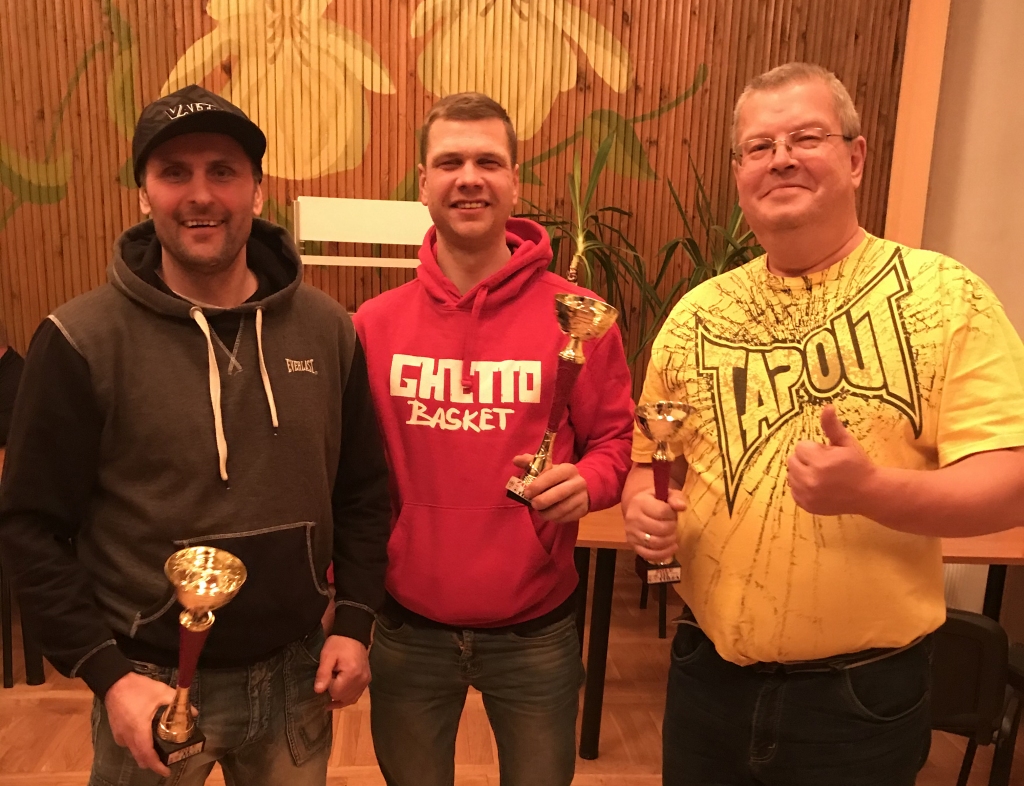 Otrā posma labākie spēlētāji (no kreisās): Atis Verebs - 2.vieta, Raivis Kecko - 1.vieta, Dzintars Bušs - 3.vieta.
Autors: no turnīra arhīva
