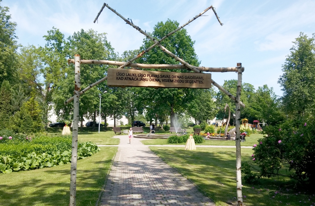 Autors: Pārsla Konrāde