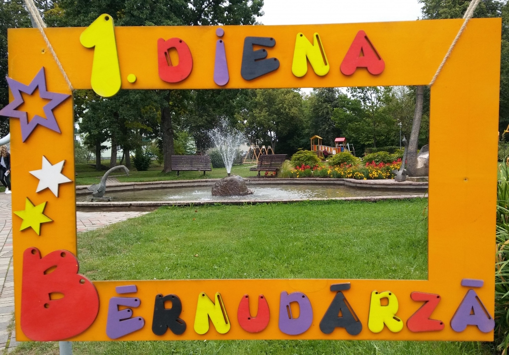 Autors: Pārsla Konrāde