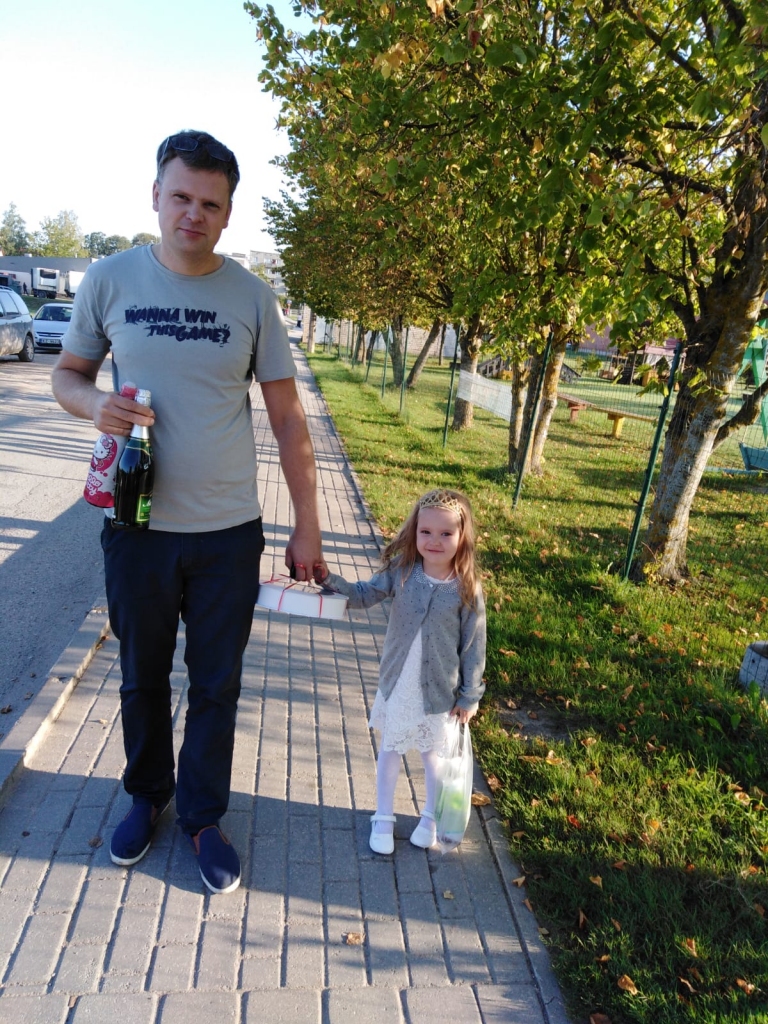 Mūsu pats, pats labākais un nu jau dubultā tētis.
Autors: Iesūtījusi Ilze Ābrāma