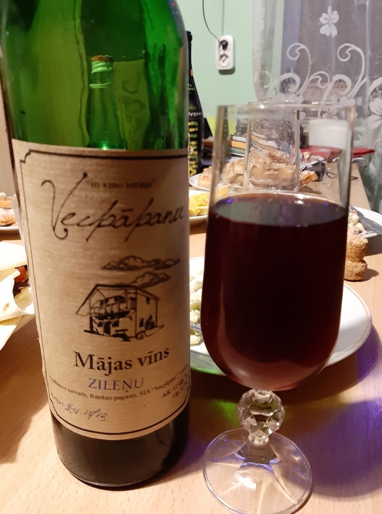 Atbalstot novadnieku ražojumus!
Autors: Vanda Jurita Bariņa