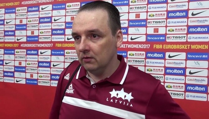 Novadam izdevies piesaistīt kvalificētu treneri – Mārtiņu Zībartu, bijušo “TTT” un Latvijas sieviešu basketbola izlases galveno treneri, Latvijas Basketbola savienības Treneru komisijas locekli. 
Autors: no skaties.lv 
