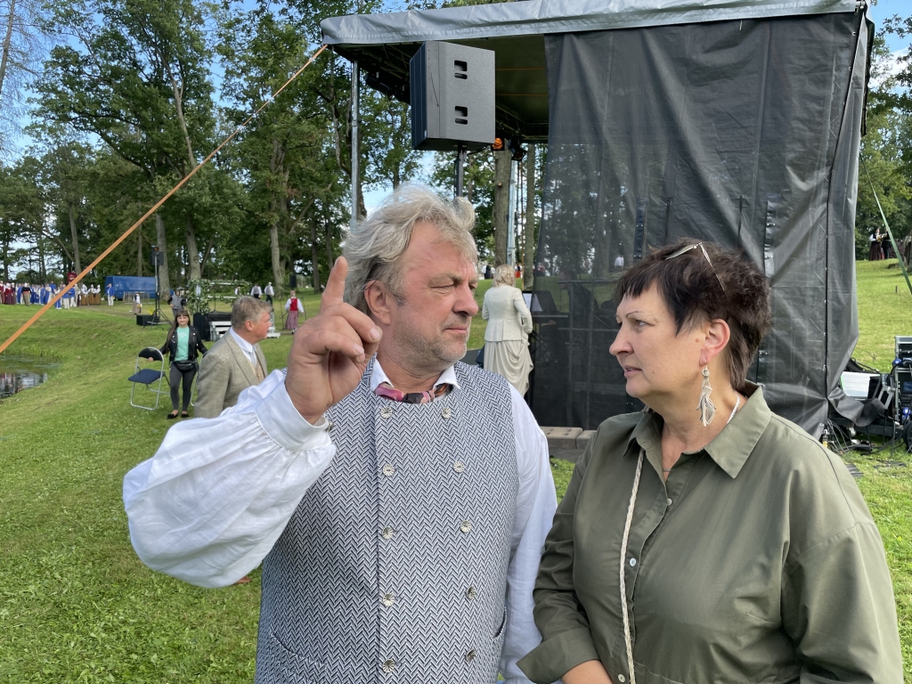 Autors: Diāna Odumiņa