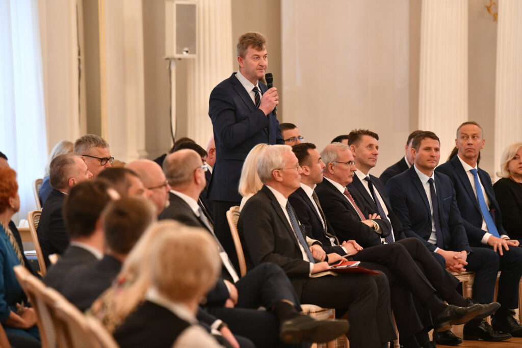 Dzirkstele.lv raksta attēla aizvietotājs