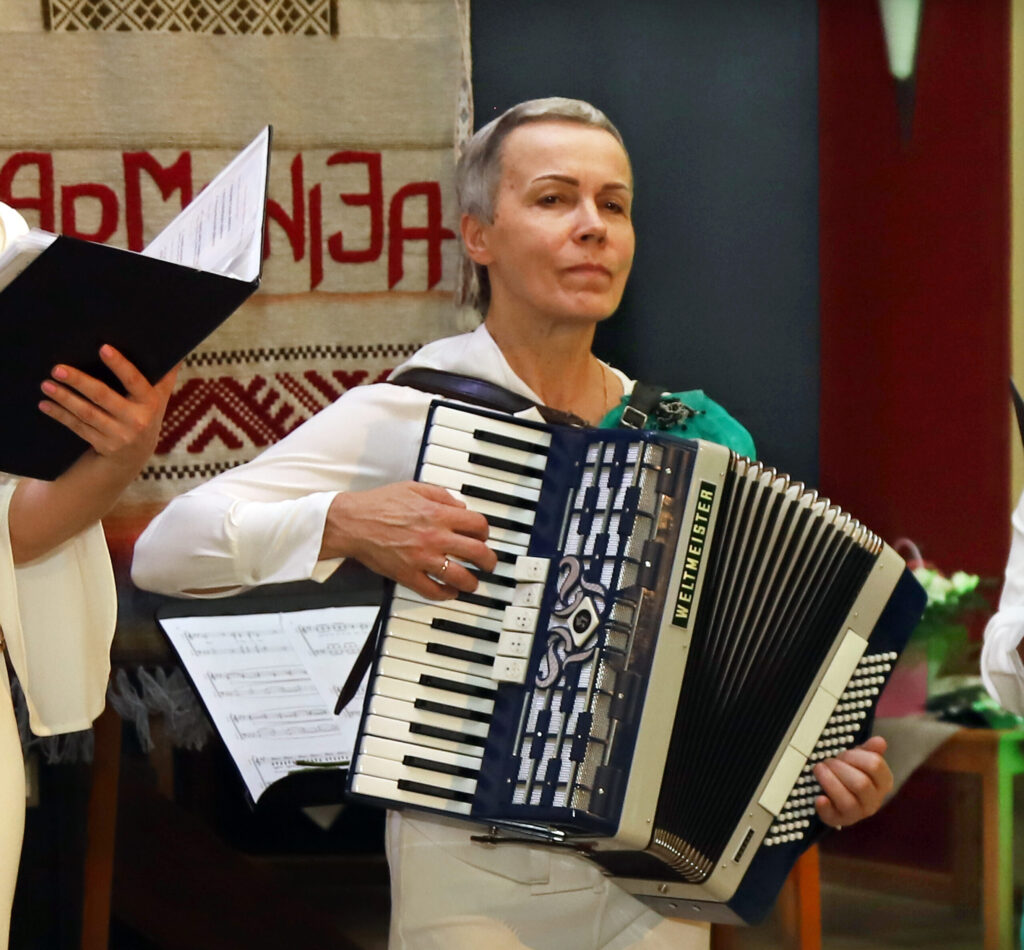 LIGITA PLEŠANOVA-JARUSOVA kopā ar kori “Harmonija” ir visus 40 gadus.
Autors: Foto: Gatis Bogdanovs