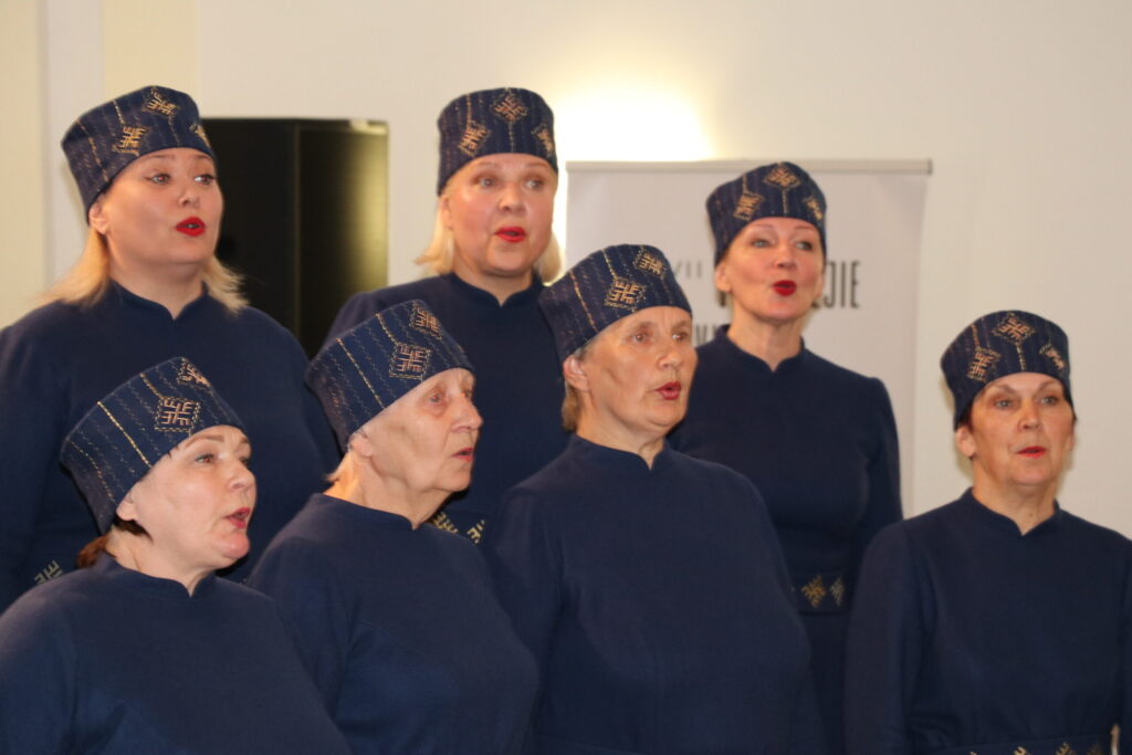 Kora “Liede” dalībnieces diriģente Ligita Plešanova-Jarusova raksturo kā ļoti aktīvas, sirsnīgas, atvērtas.
Autors: Foto: Dace Plaude