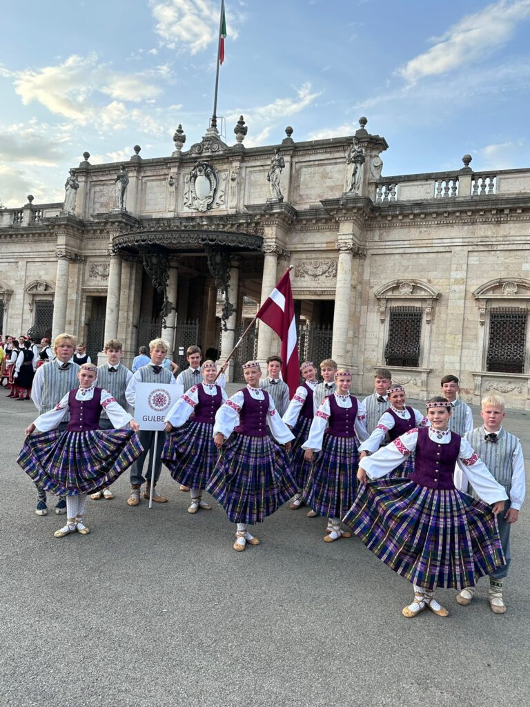 Autors: Foto: no "Knausīšu" arhīva
