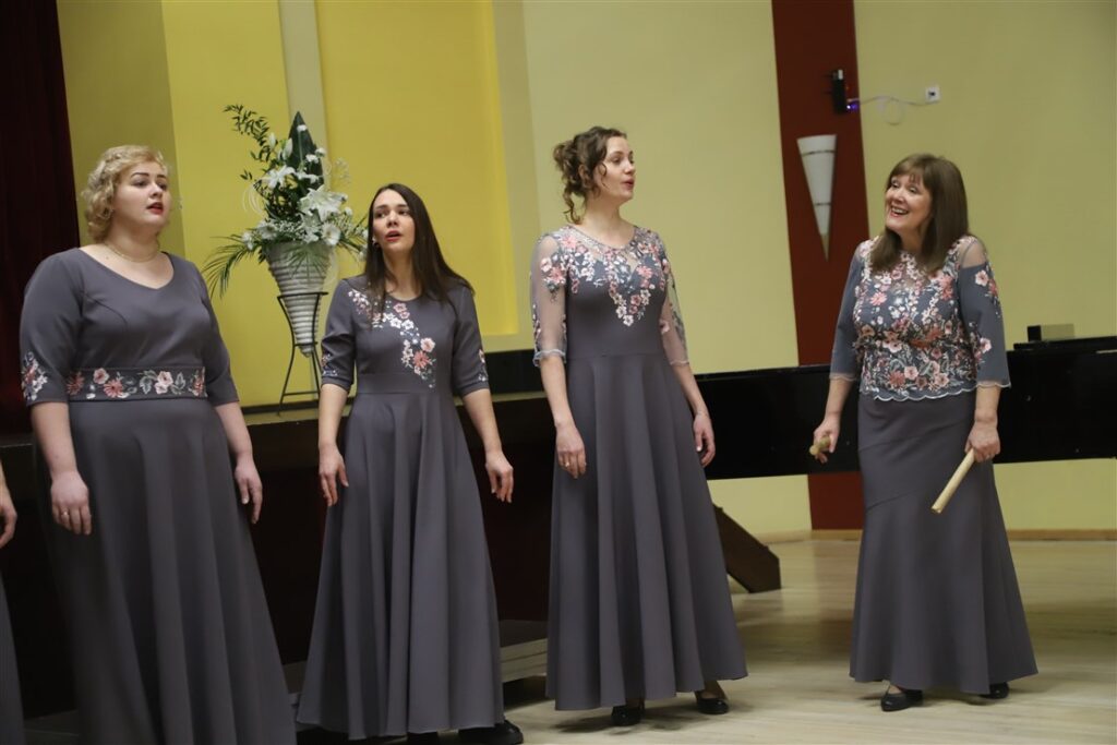 Tirzas kultūras nama sieviešu vokālais ansamblis “Tirzmalieši”